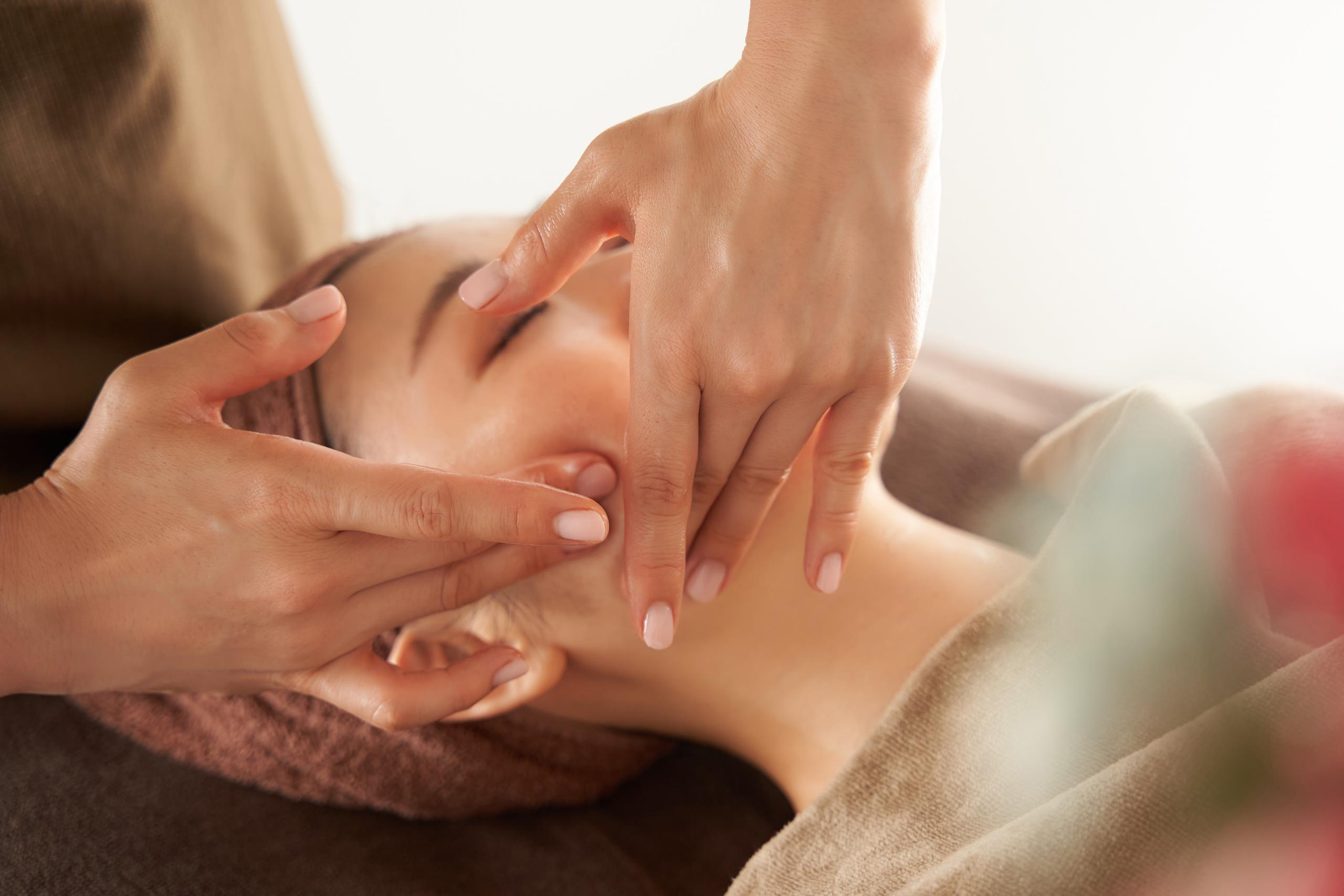 Massagem Facial